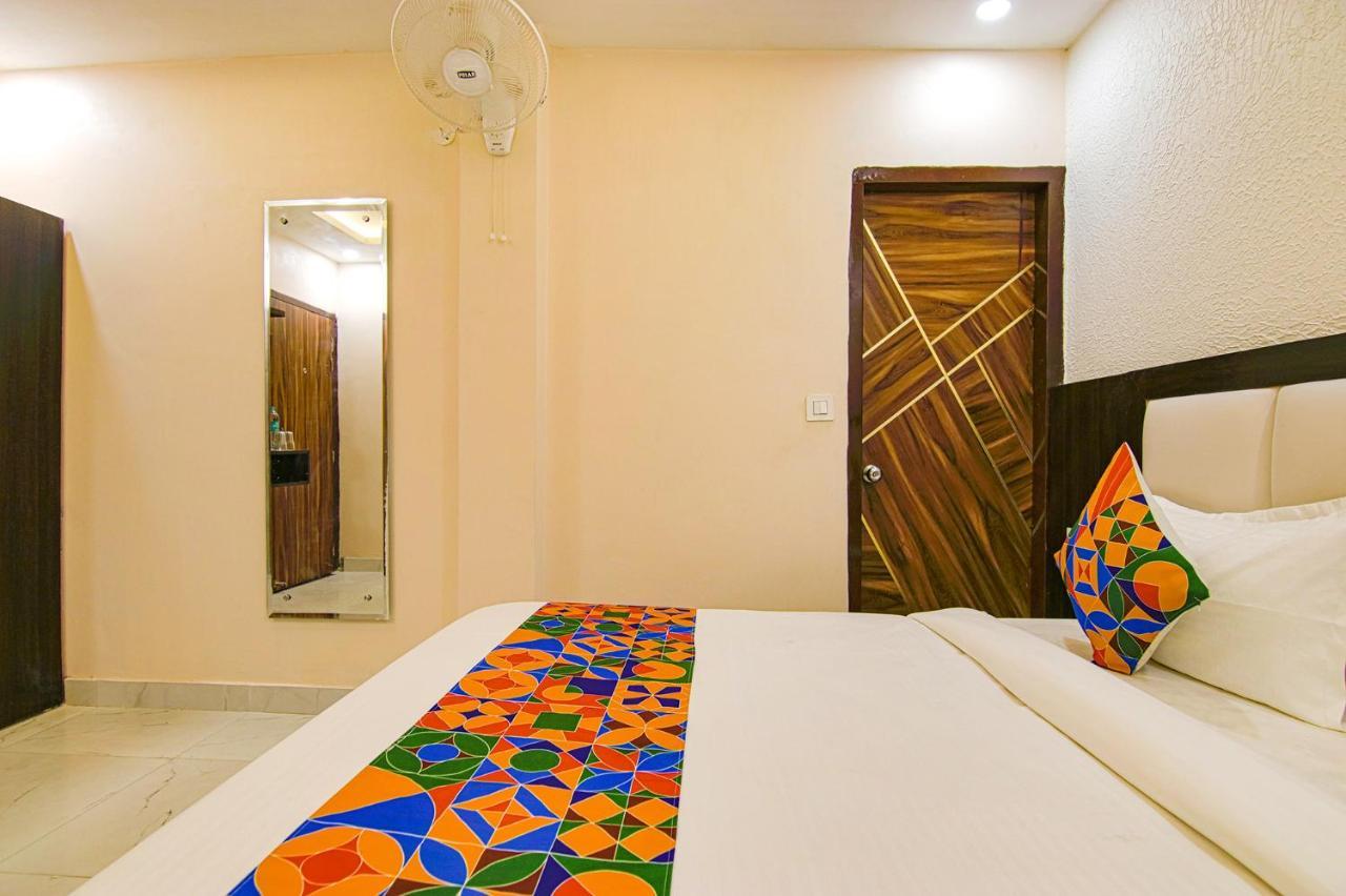 Fabhotel Palm Plaza Zirakpur Exterior photo